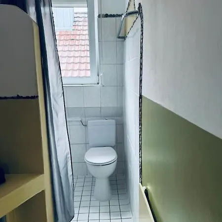 شقة 100 M2, 3 Zimmer, Parkplaetze, Balkon, Europapark