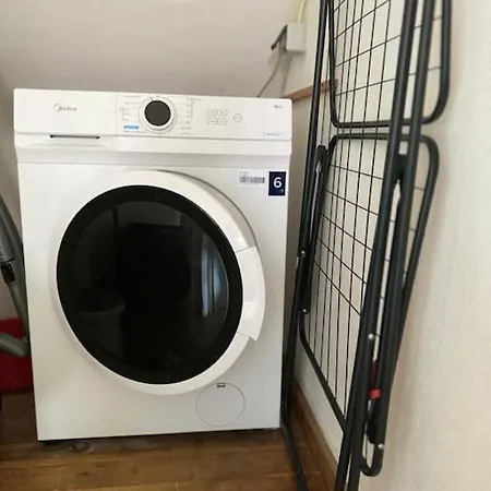 100 M2, 3 Zimmer, Parkplaetze, Balkon, Europapark